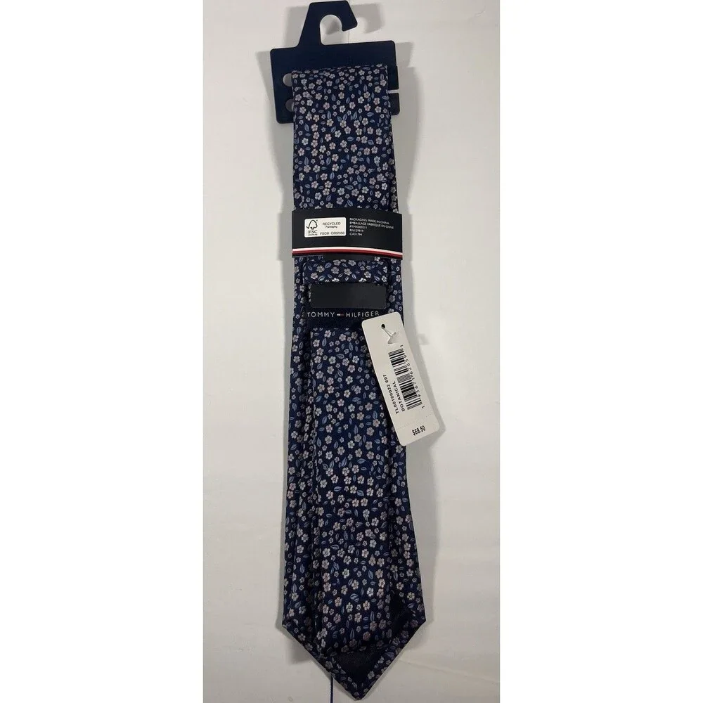 Tommy Hilfiger Men’s Navy Blue Botanical Floral Tie Necktie NWT